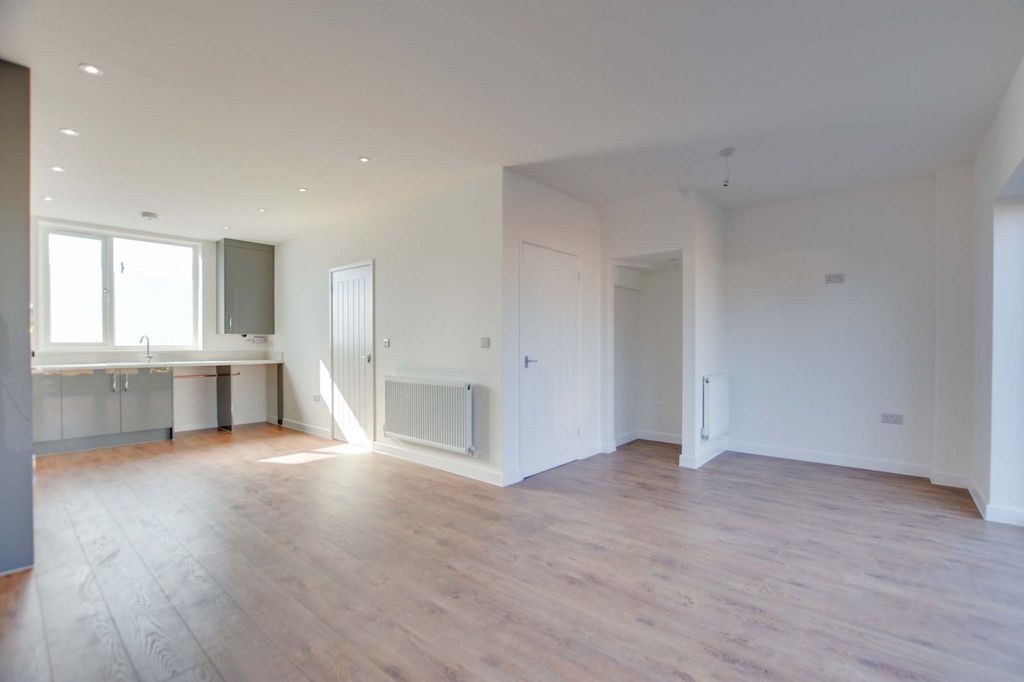 Additional image 6 of 3 bed terraced house for saleGipsy Lane, Leicester LE4