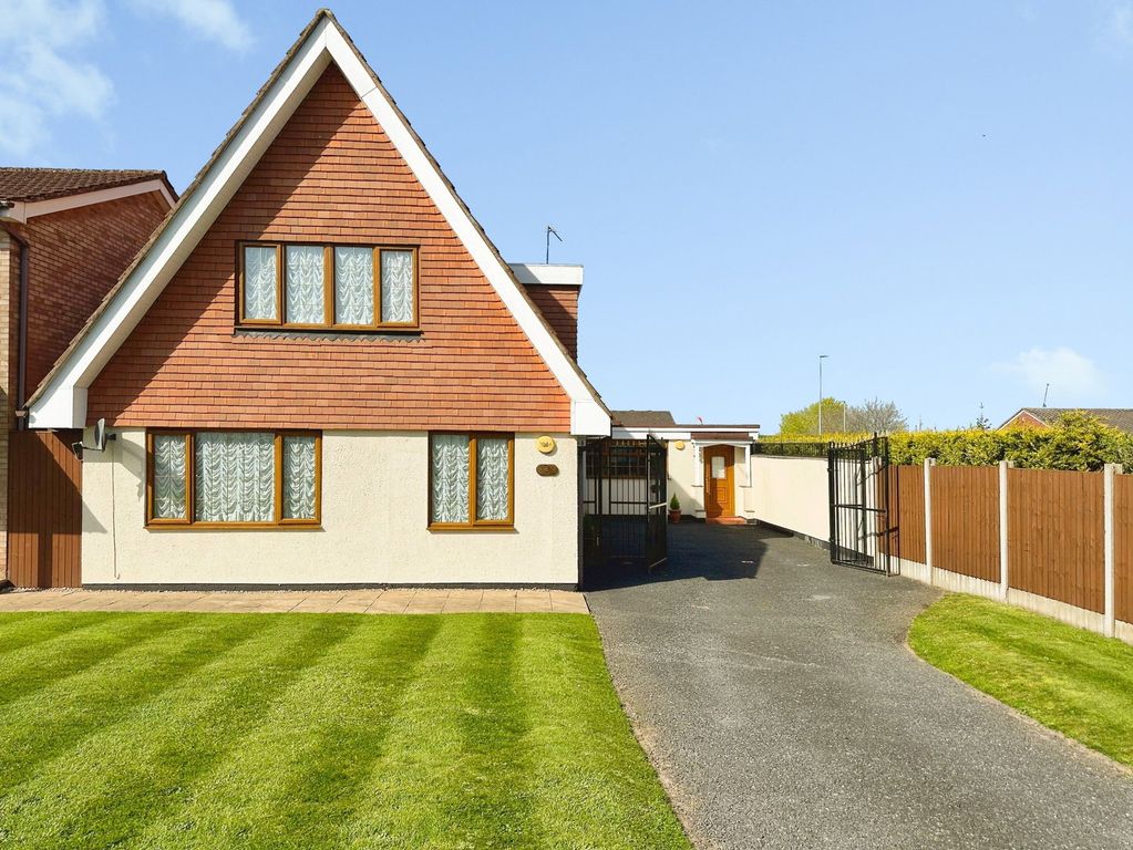 Additional image 2 of 4 bed detached house for saleRichmond Drive, Perton, Perton, Wolverhampton WV6