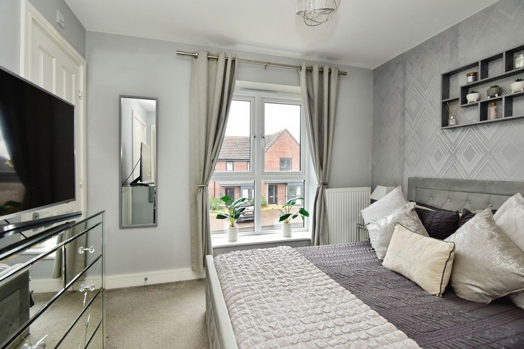 Additional image 11 of 3 bed semi-detached house for saleFell Avenue, Newcastle, Staffordshire ST5