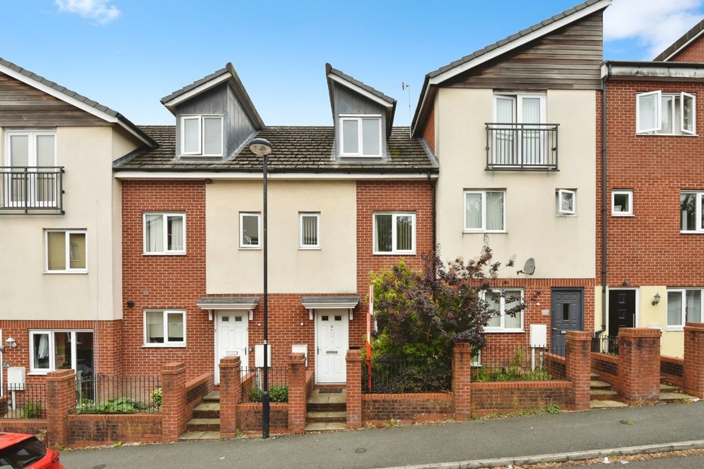 3 bed town house for saleBrentleigh Way, Stoke-On-Trent, Staffordshire ST1