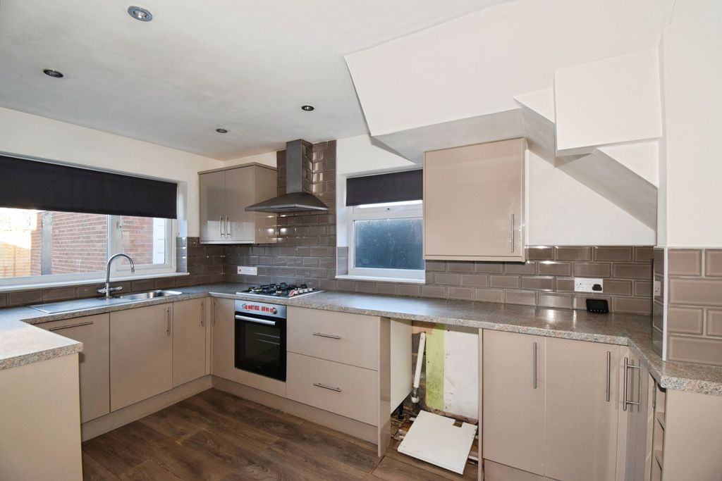 Additional image 7 of 3 bed detached house for saleHarrowgate Drive, Birstall, Leicester, Leicestershire LE4
