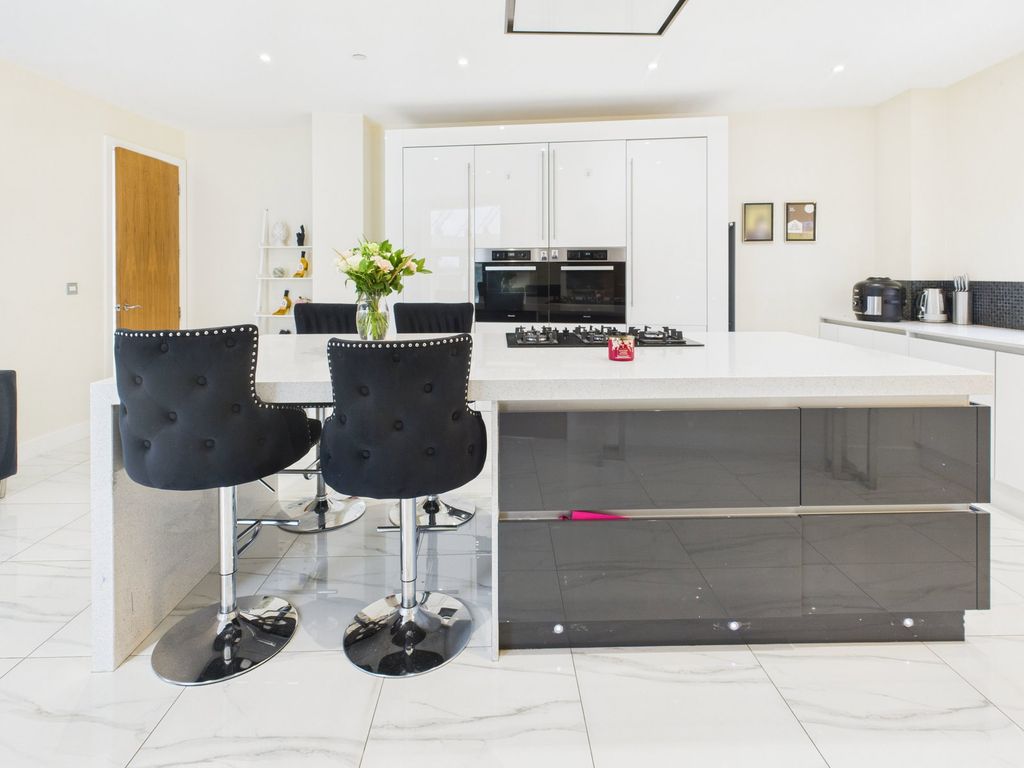 Additional image 11 of 5 bed detached house for saleFreshwater Drive, Weston, Crewe CW2