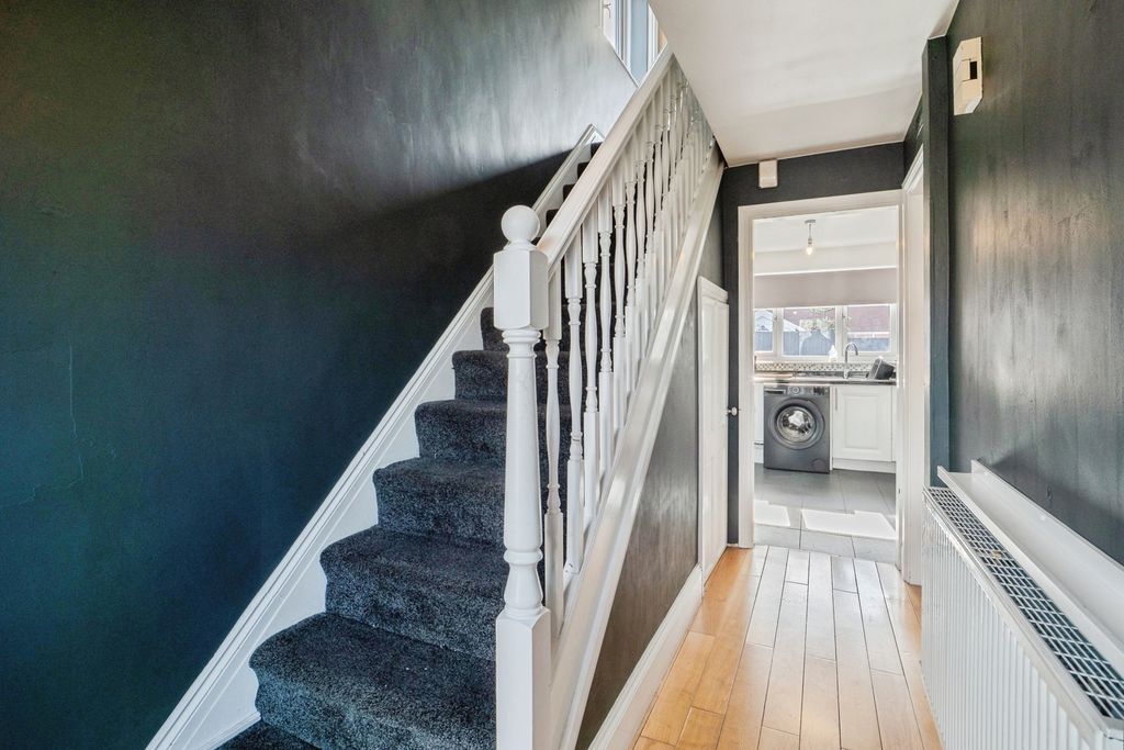 Additional image 10 of 3 bed semi-detached house for saleRaymond Avenue, Loughborough, Leicestershire LE11