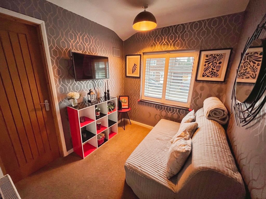Additional image 12 of 4 bed semi-detached house for saleWoodgate Drive, Birstall, Leicester, Leicestershire LE4