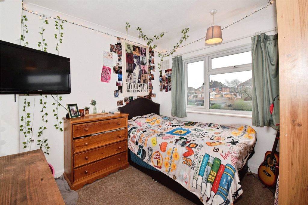 Additional image 8 of 3 bed semi-detached house for saleOadby Road, Wigston, Leicestershire LE18