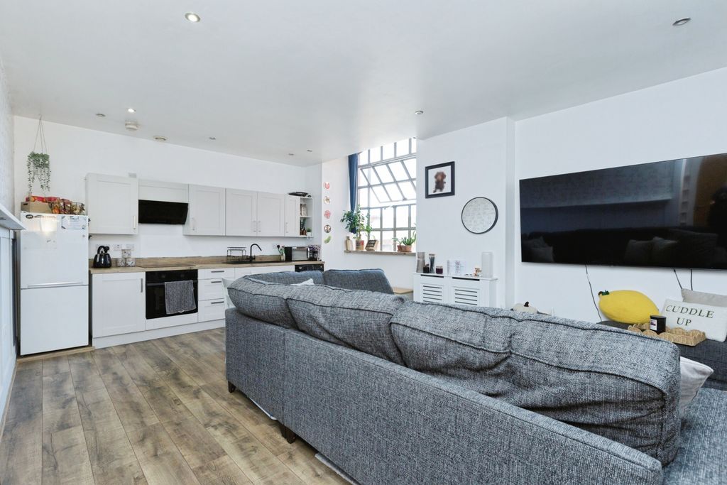 Additional image 5 of 2 bed flat for sale7 Wimbledon Street, Leicester LE1