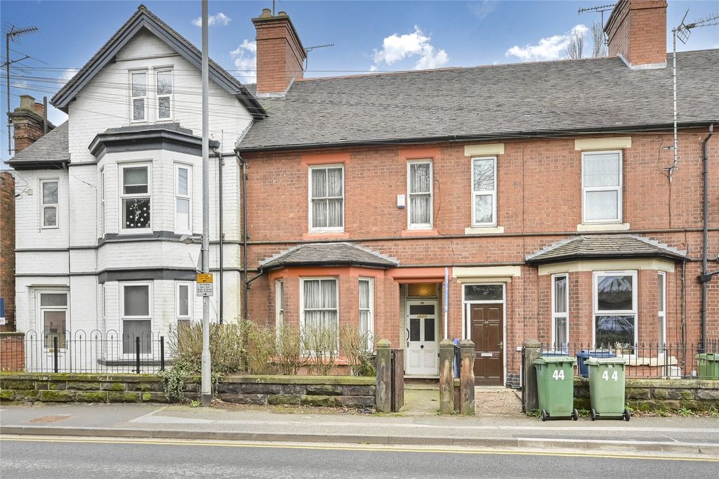 3 bed terraced house for saleLichfield Road, Forebridge, Stafford, Staffordshire ST17