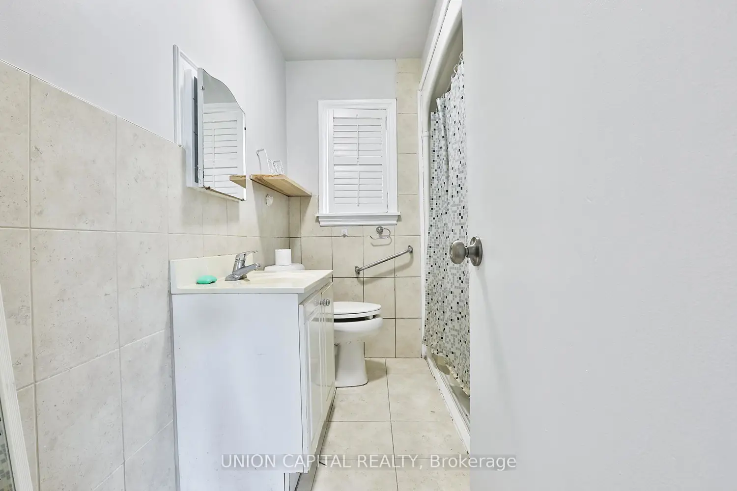 Additional image 10 of 38 Claver Avenue