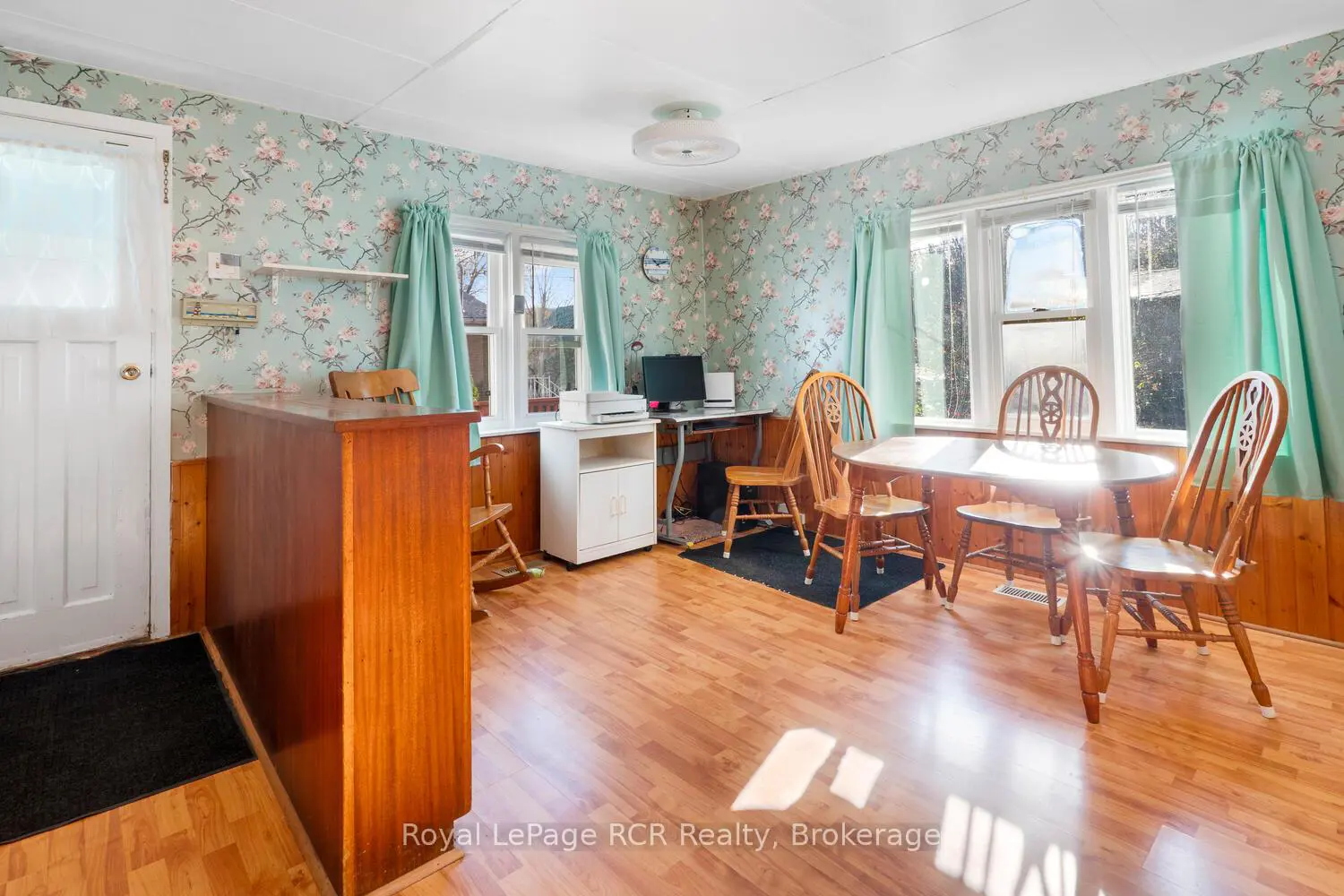 58 2Nd Street photo 3