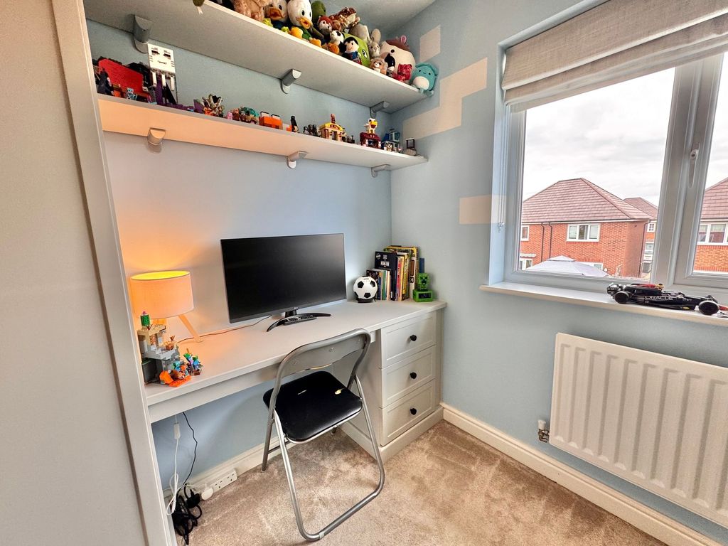 Additional image 21 of 3 bed semi-detached house for saleRoman Avenue, Nuneaton CV11