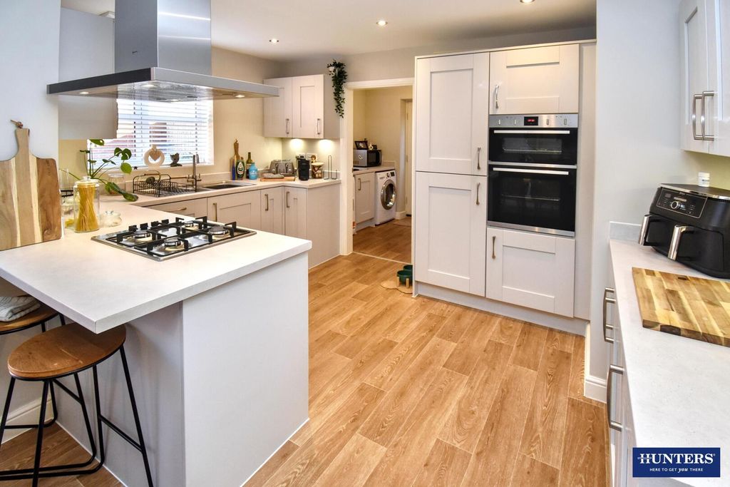 4 bed detached house for saleMorcom Drive, Leicester LE2