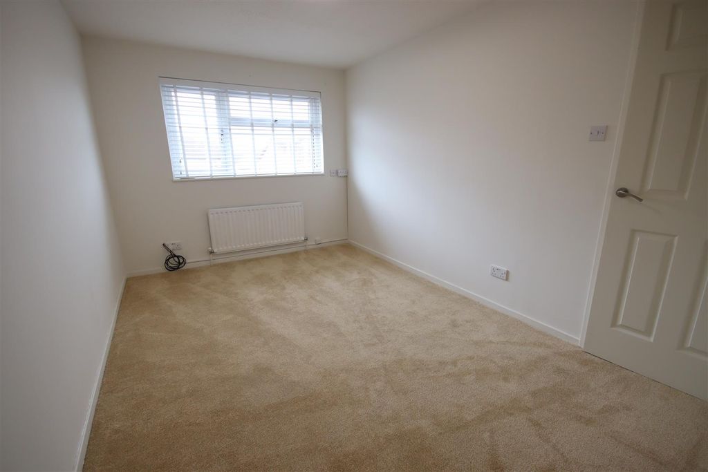 Additional image 11 of 3 bed semi-detached house for saleFitzwarren Close, Chippenham SN15