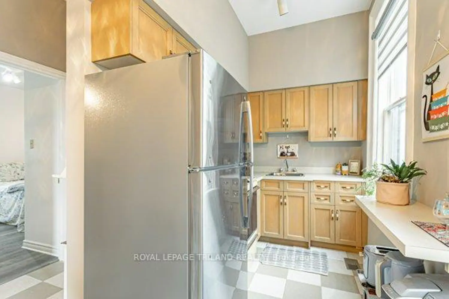 Additional image 9 of 848 Dundas Street