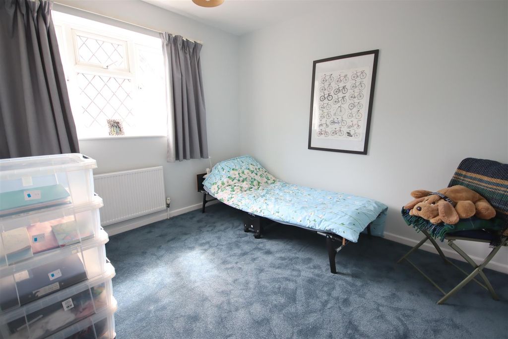 Additional image 18 of 4 bed detached house for saleHedge Row, Chippenham SN15
