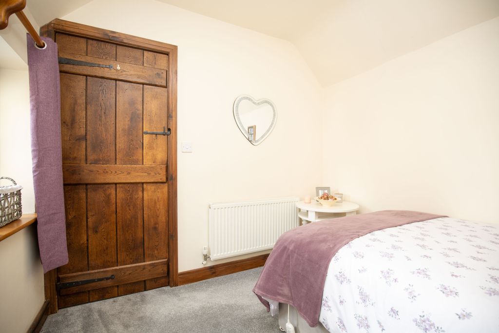 Additional image 15 of 2 bed cottage for saleMain Street, Higham On The Hill CV13