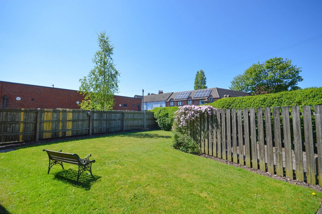 Additional image 9 of 2 bed flat for saleWalsall Road, Sutton Coldfield B74