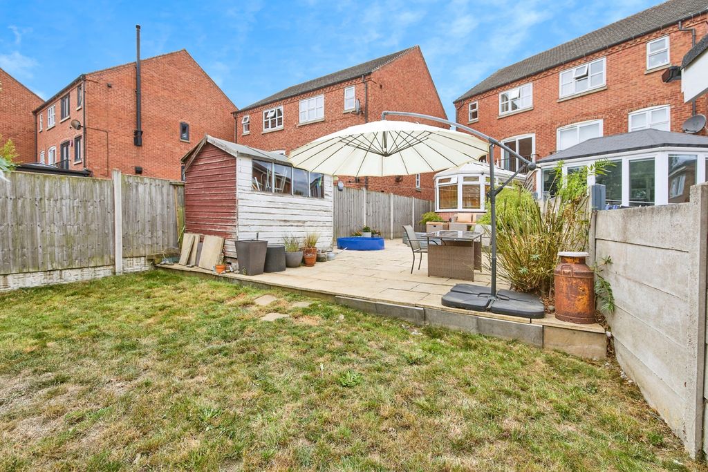 Additional image 20 of 4 bed semi-detached house for saleAbbot Close, Burton-On-Trent DE14