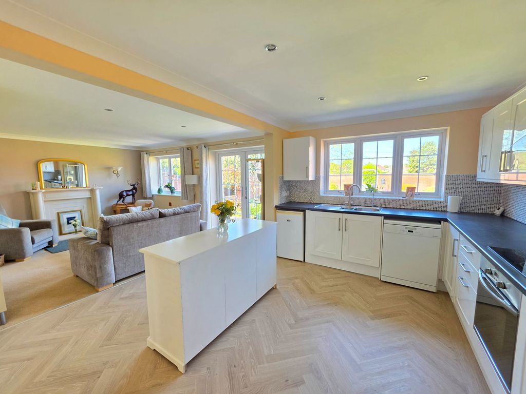 Additional image 10 of 4 bed detached house for saleChurch View Gardens, Kinver, Stourbridge DY7