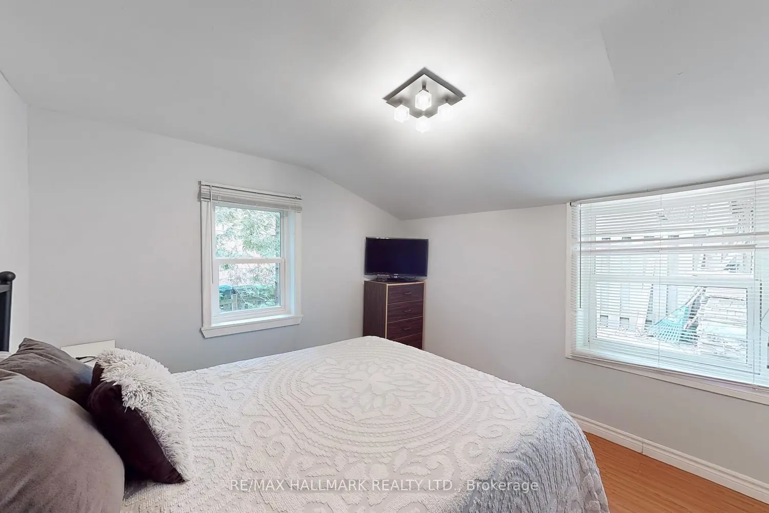 Additional image 8 of 178 Barrie Street