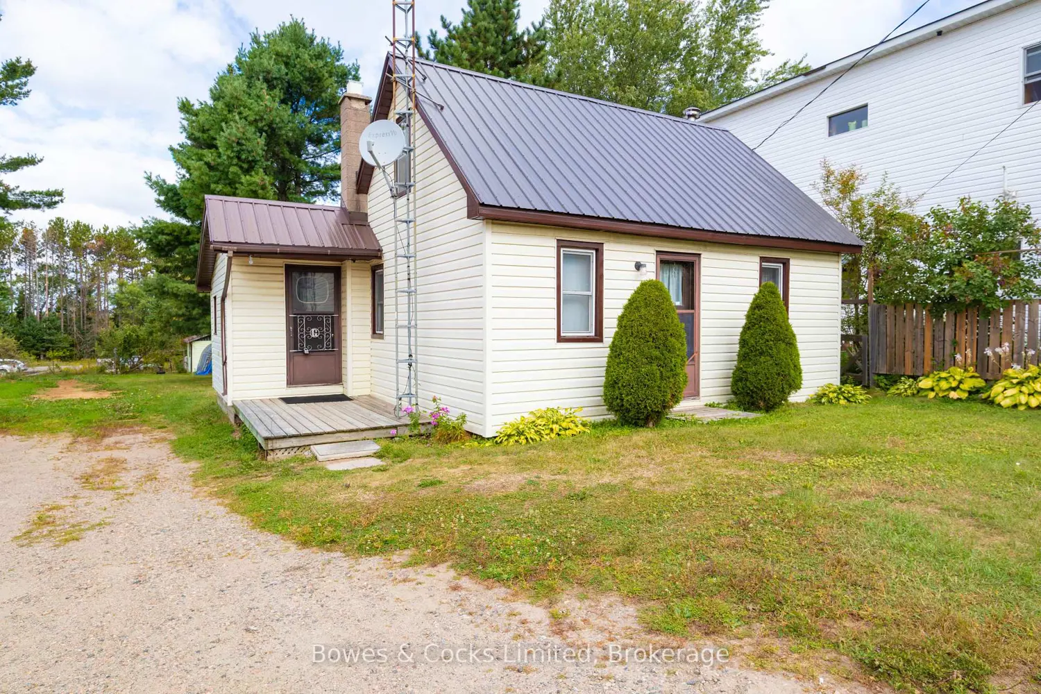 33023 Highway 62 photo 4