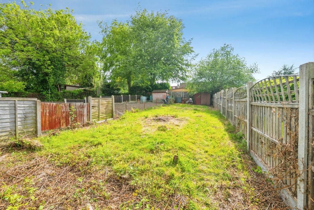 Additional image 21 of 3 bed semi-detached house for saleRidgewood Rise, Tamworth, Staffordshire B77