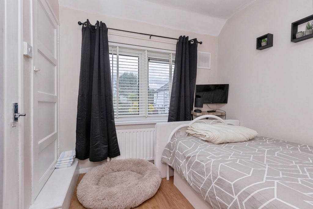 Additional image 12 of 3 bed semi-detached house for saleAylestone Drive, Leicester, Leicestershire LE2