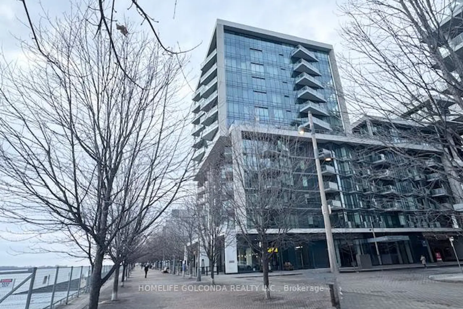 55 Merchants Wharf Street 324