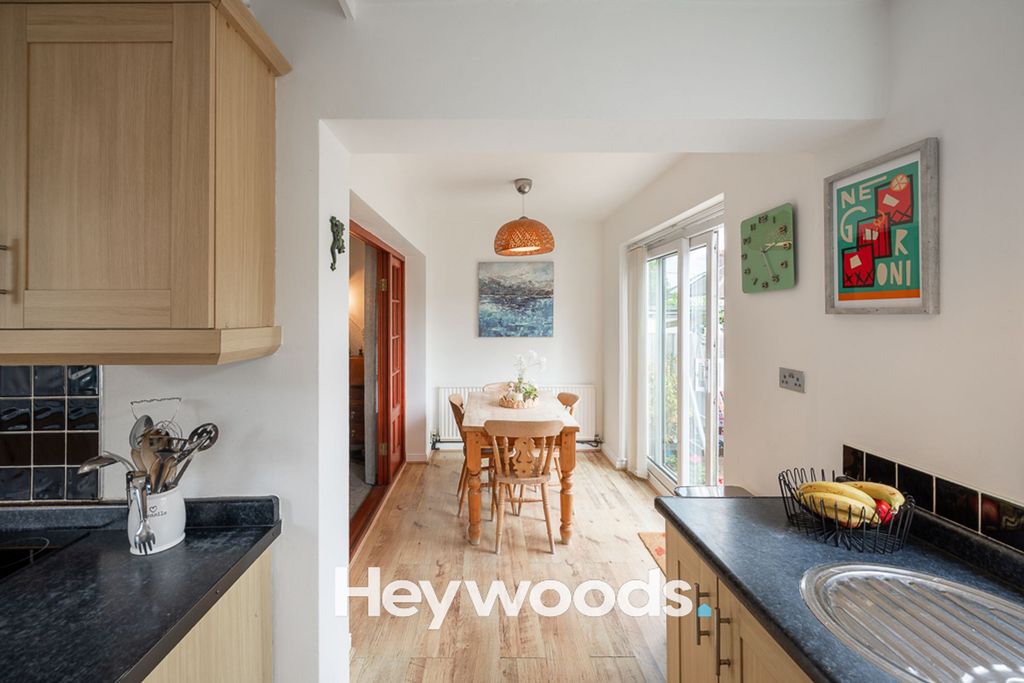 Additional image 9 of 3 bed semi-detached house for saleElaine Avenue, Burslem, Stoke On Trent ST6