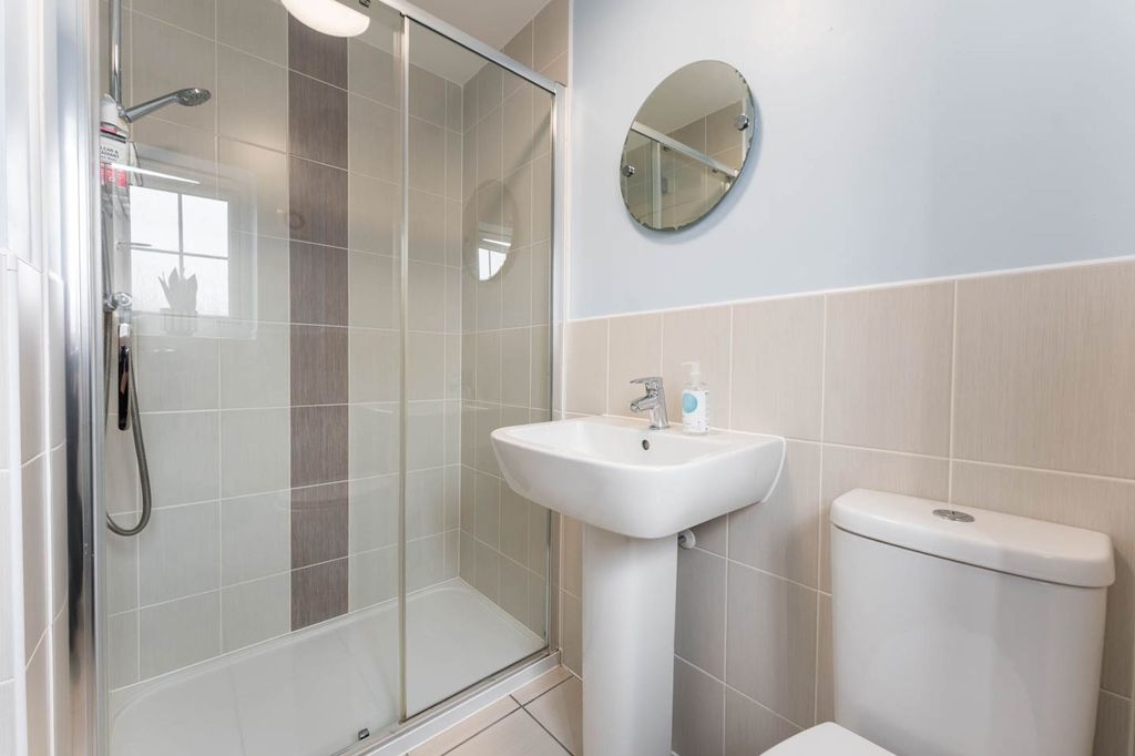 Additional image 22 of 4 bed semi-detached house for saleSummerhill Place, Market Harborough LE16