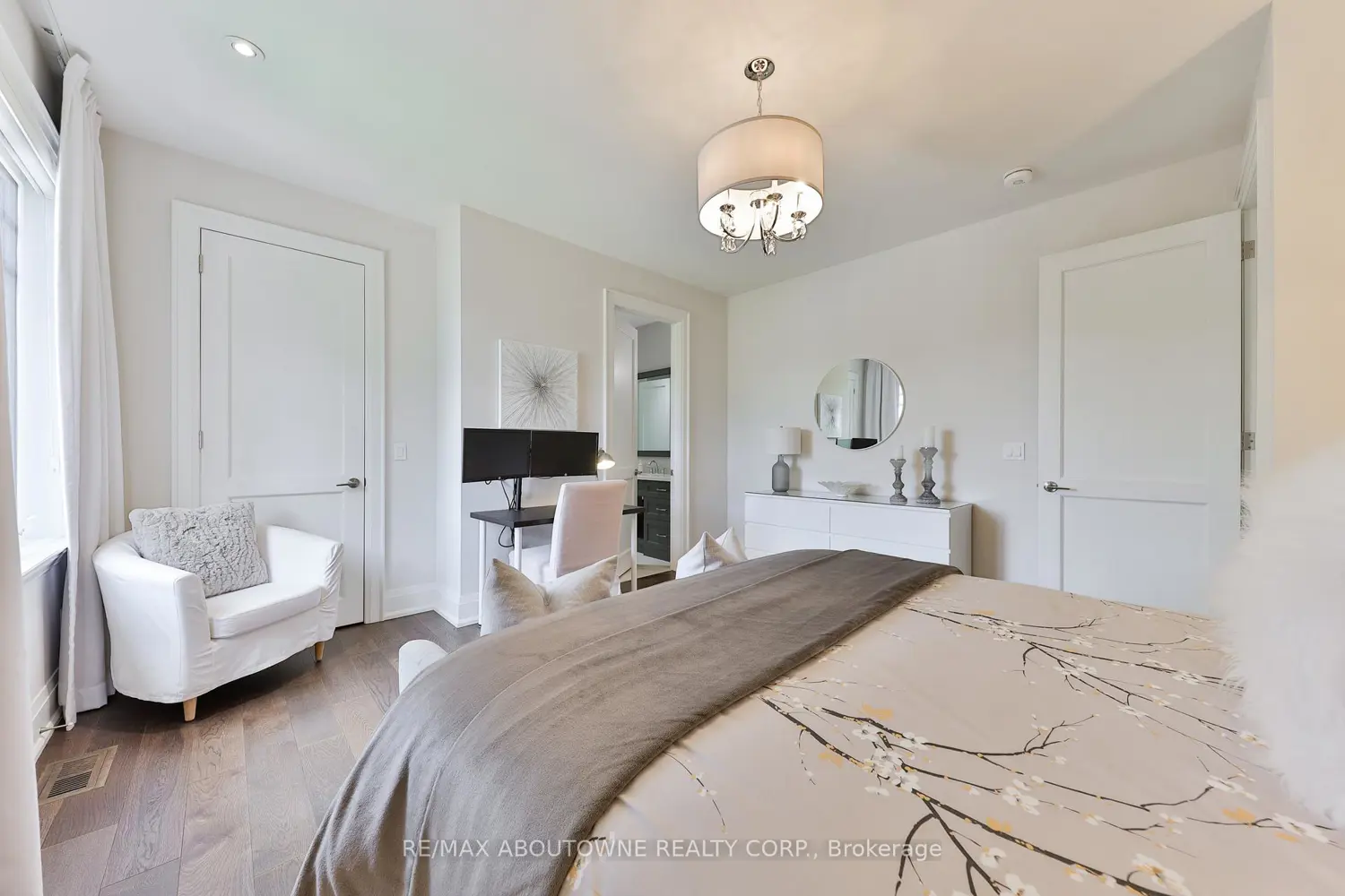 Additional image 13 of 408 Saville Crescent