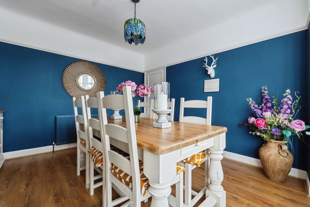 Additional image 8 of 3 bed semi-detached house for saleCliffwood Avenue, Birstall, Leicester, Leicestershire LE4