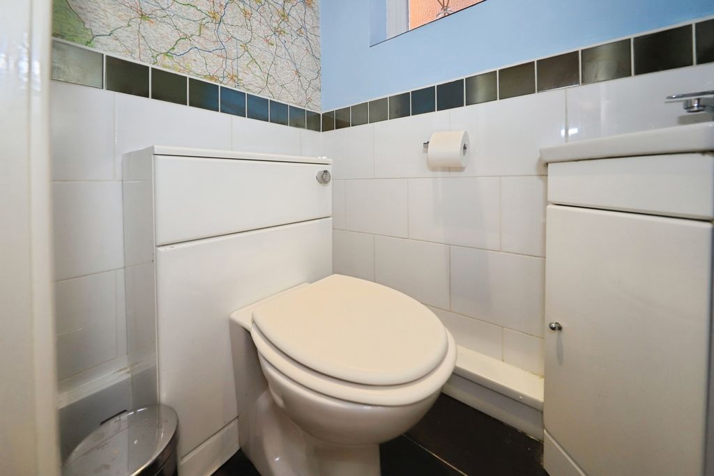 Additional image 20 of 4 bed detached house for saleStokesay Avenue, Perton Wolverhampton, Staffordshire WV6