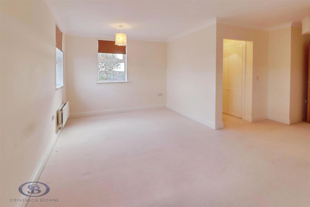 Additional image 11 of 3 bed flat for saleAshbourne Drive, Weston, Crewe CW2