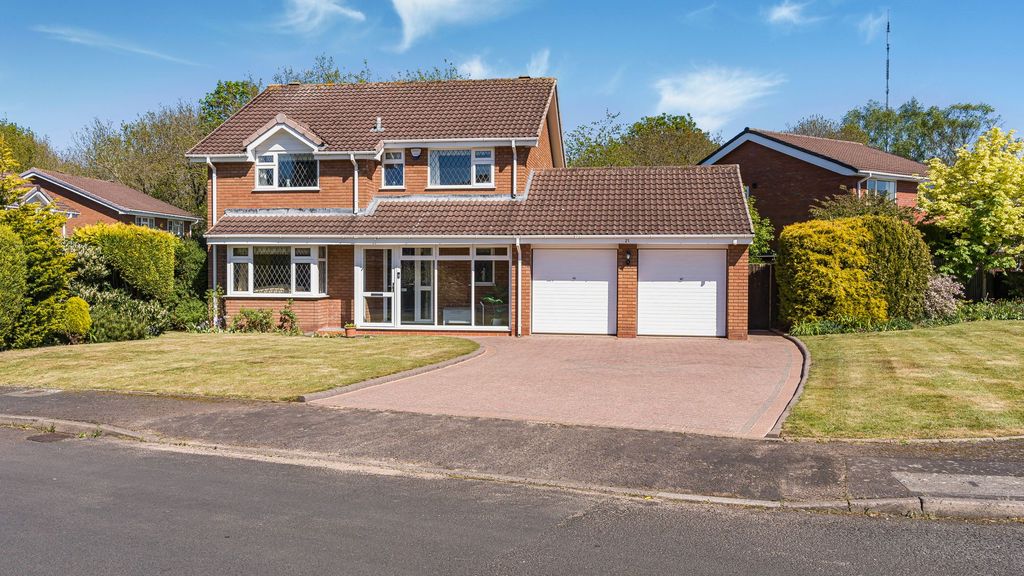 4 bed detached house for saleLowercroft Way, Four Oaks B74