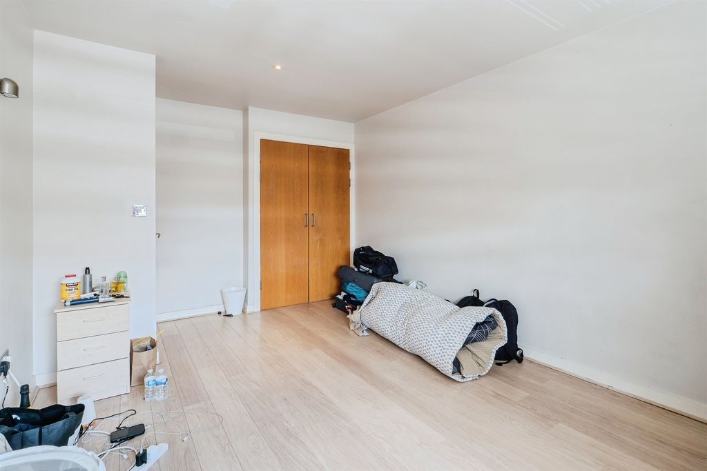 Additional image 10 of 2 bed flat for saleLee Circle, Leicester LE1