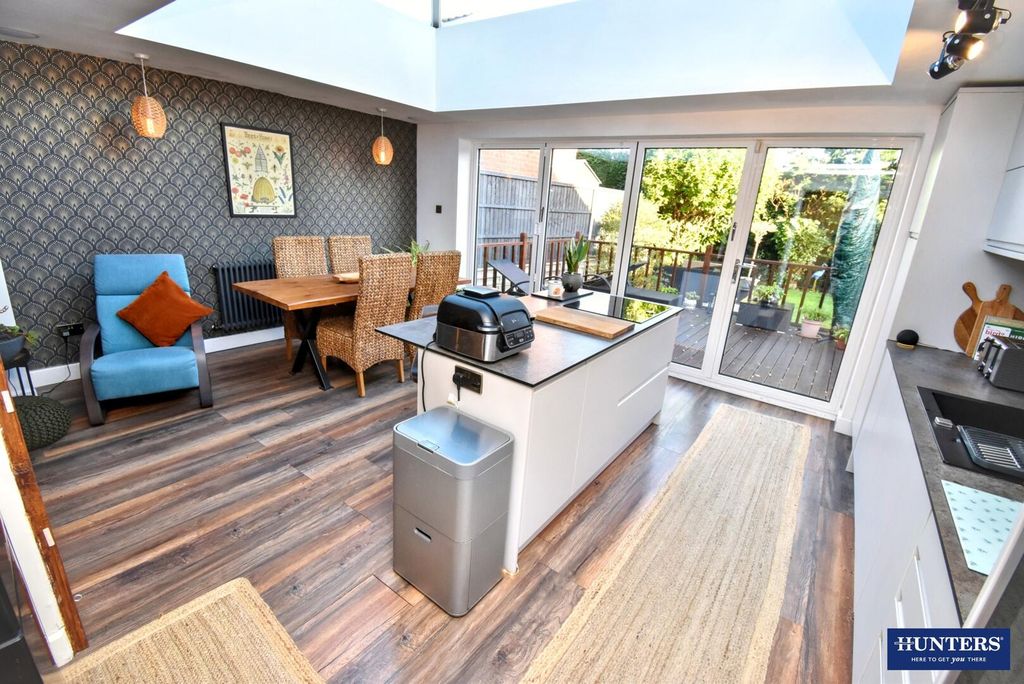 3 bed detached house for saleShenley Road, Wigston LE18