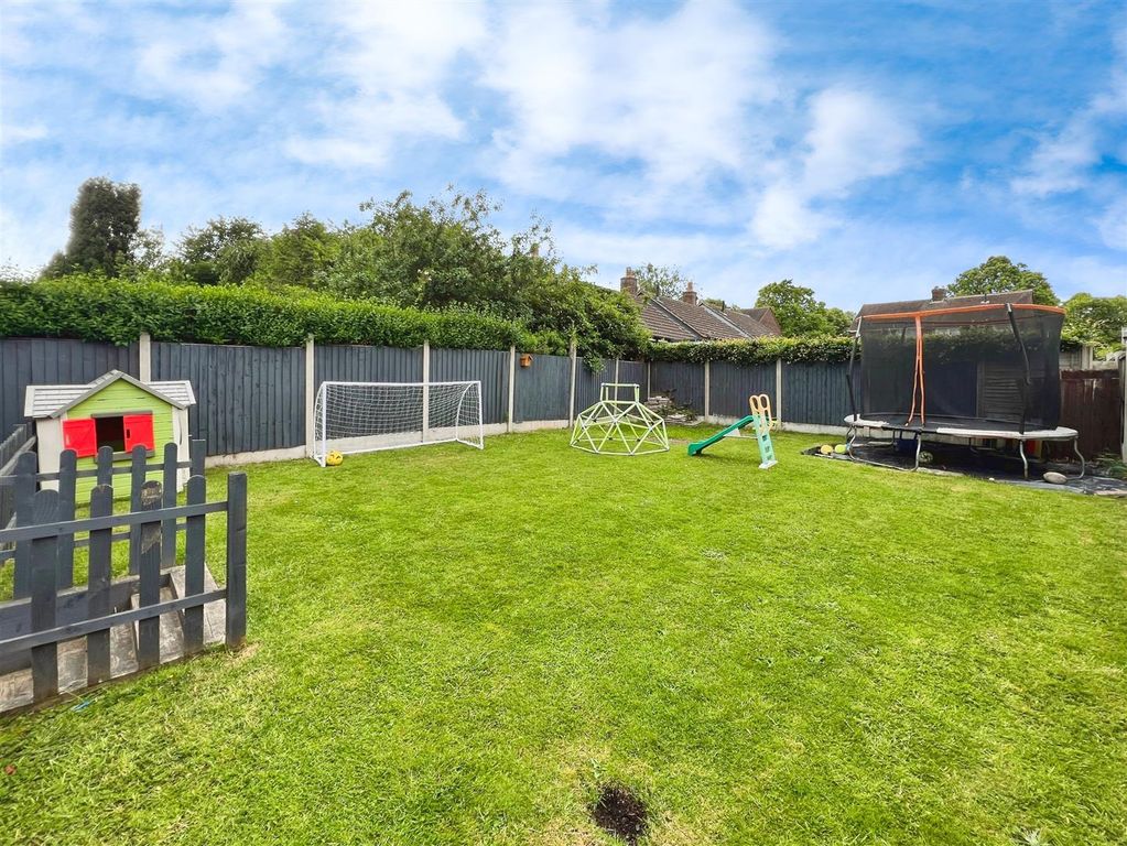 Additional image 17 of 3 bed property for saleKnype Way, Bradwell Newcastle Under Lyme, Staffordshire ST5