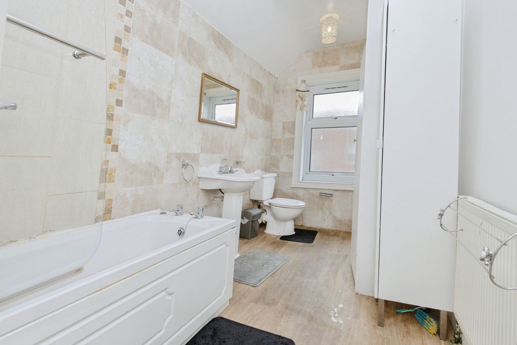 Additional image 14 of 3 bed semi-detached house for saleWarwick Street, Leicester LE3