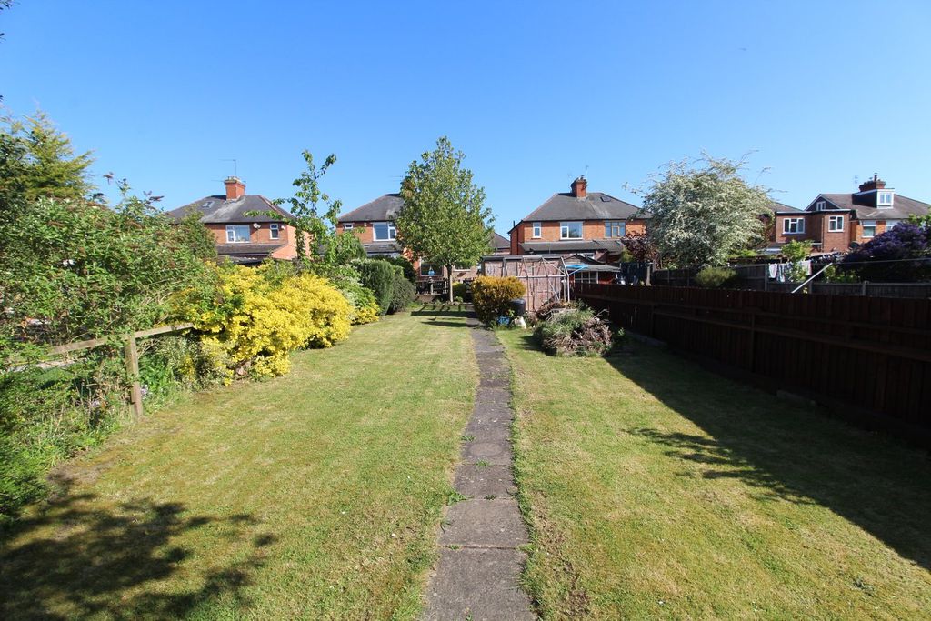 Additional image 2 of 3 bed semi-detached house for saleRichmond Drive, Glen Parva, Leicester LE2