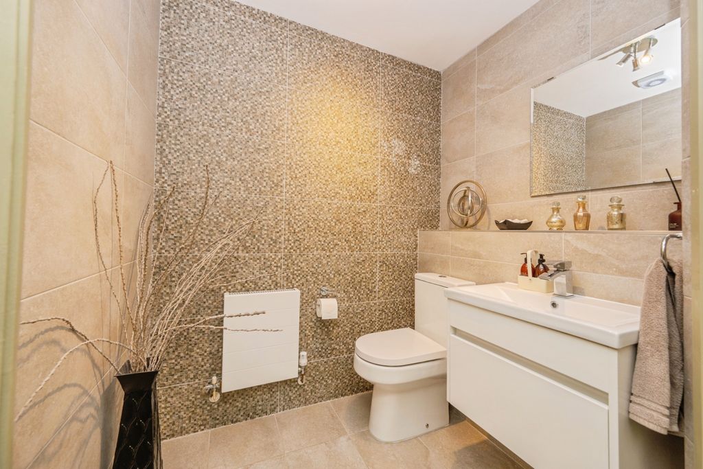 Additional image 30 of 5 bed detached house for saleEdwards Farm Road, Fradley WS13