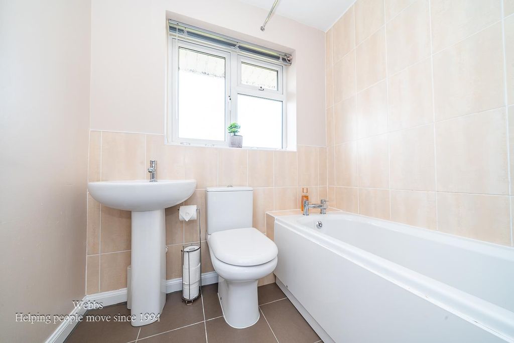 Additional image 21 of 4 bed detached house for saleThistledown Drive, Featherstone, Wolverhampton WV10