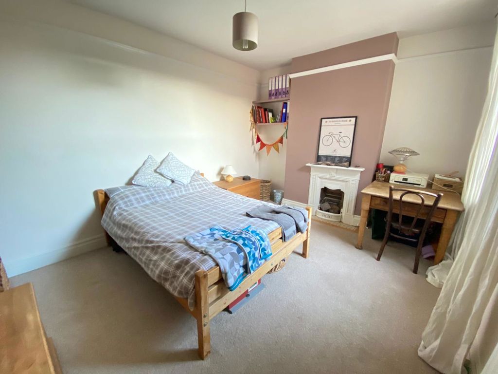 Additional image 21 of 4 bed terraced house for saleWestcotes Drive, Leicester LE3