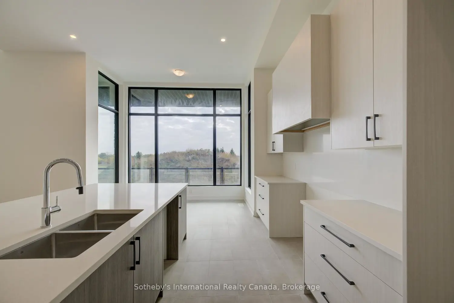 Additional image 8 of 6 Sugarbush Court