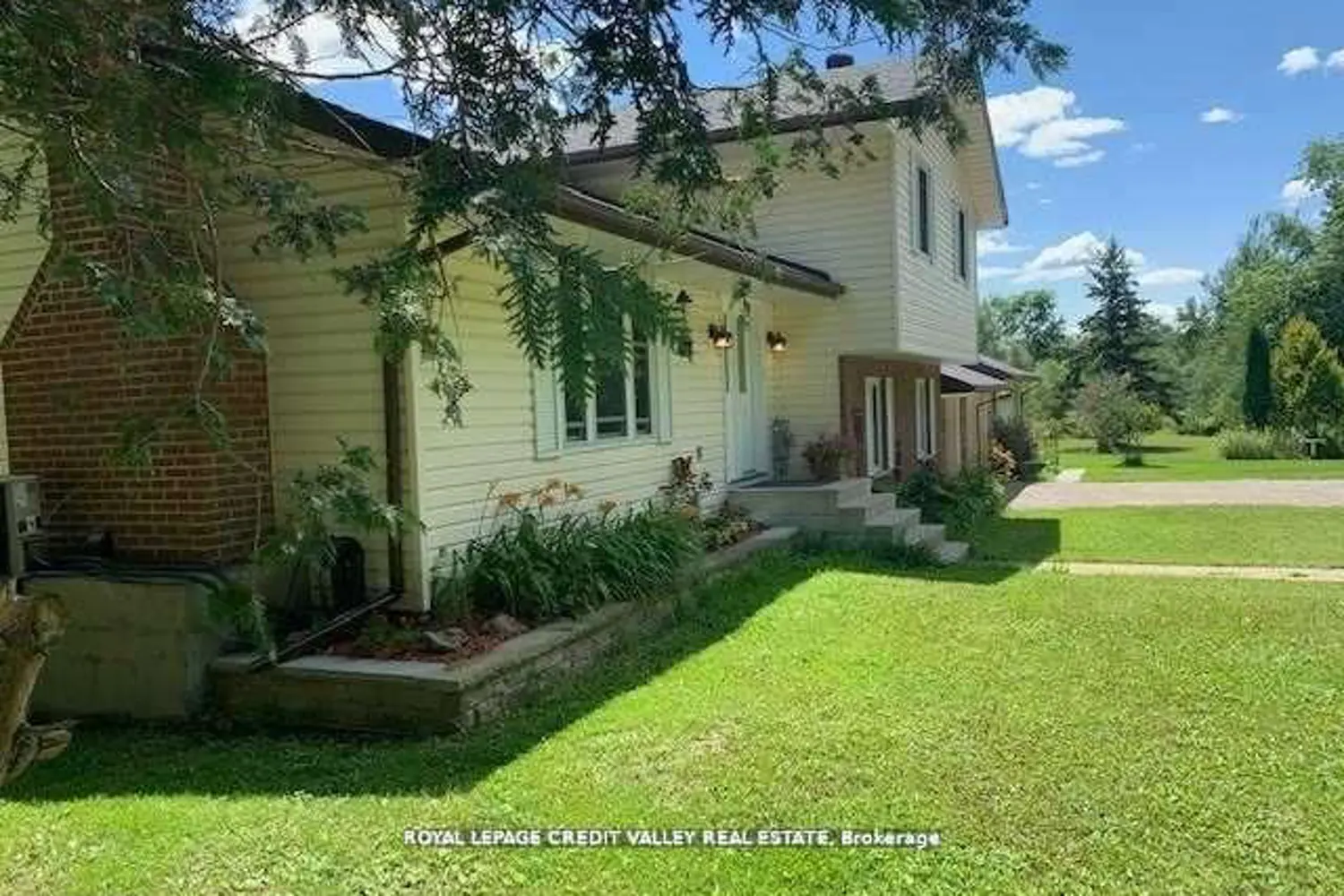 Additional image 2 of 476345 3Rd Line