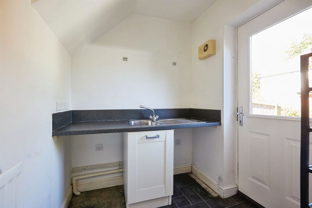 Additional image 7 of 3 bed terraced house for saleBarnard Field, Amesbury, Salisbury SP4