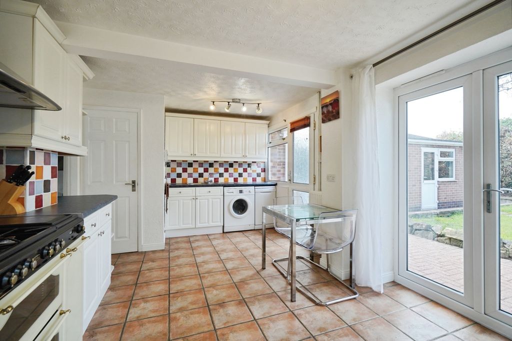 Additional image 7 of 3 bed semi-detached house for saleJordan Avenue, Stretton, Burton-On-Trent, Staffordshire DE13