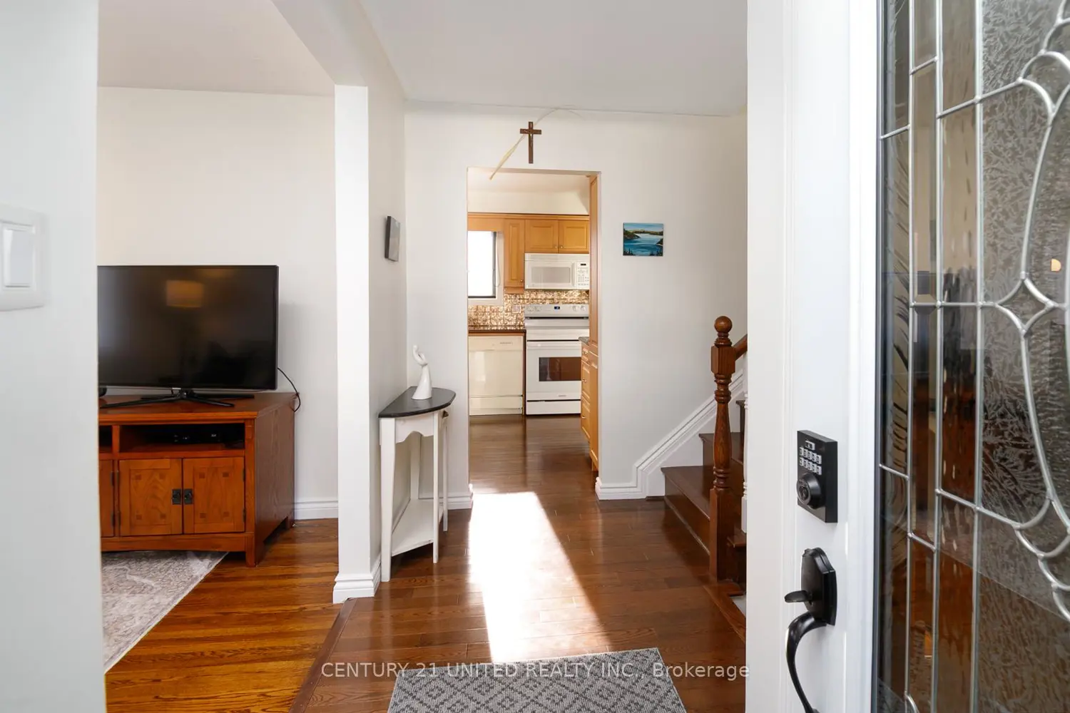 Additional image 3 of 1002 Albany Court