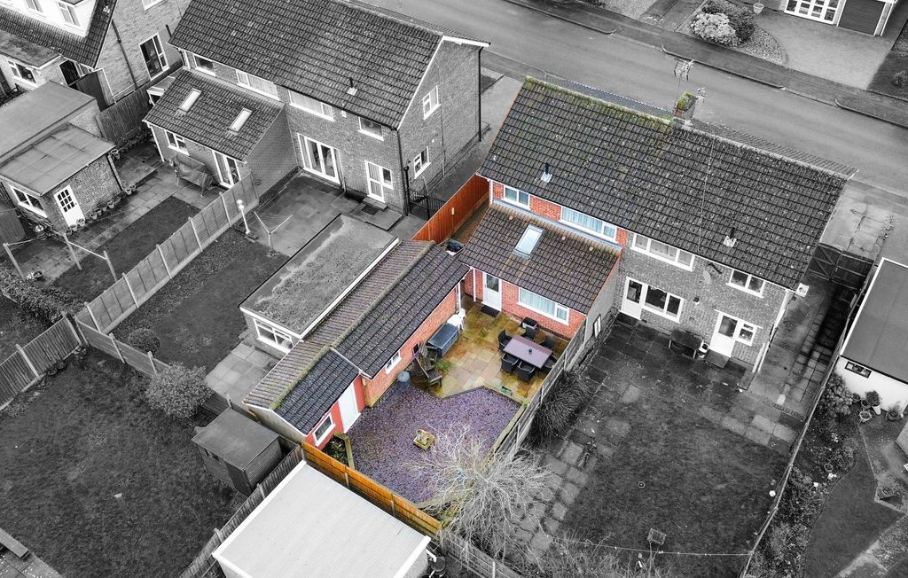 3 bed semi-detached house for saleWinslow Drive, Wigston, Leicester LE18