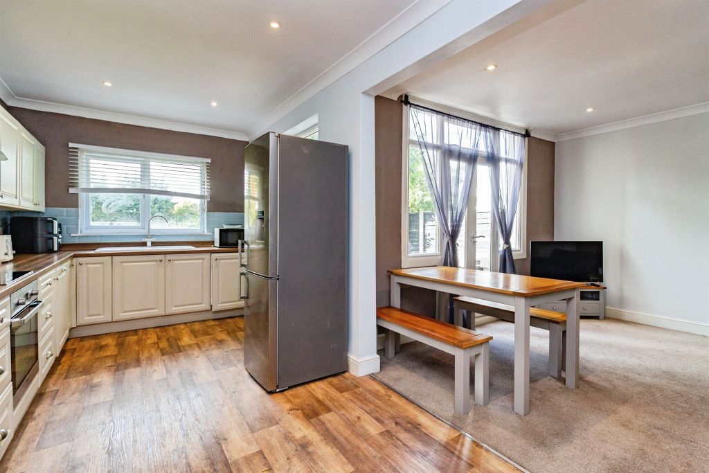 Additional image 3 of 4 bed semi-detached house for saleStone Road, Stafford ST16