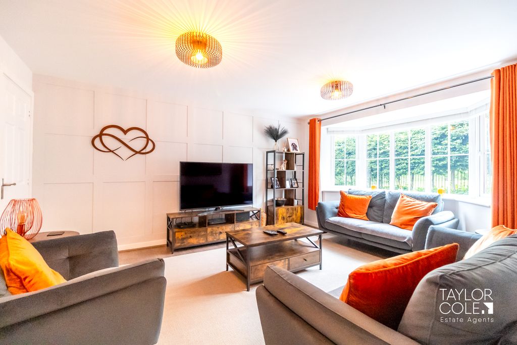 Additional image 2 of 4 bed detached house for saleEusden Close, Tamworth B79